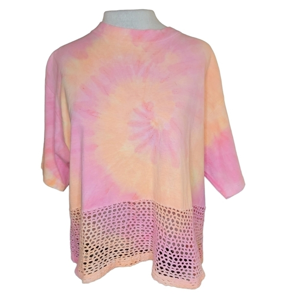 𝅺Freeze Clothing For Cool People Cropped T-Shirt - Picture 1 of 5